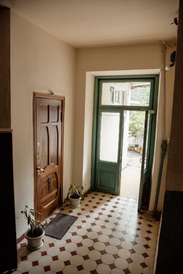 Tbilisi Apartment 2 Ngoại thất bức ảnh